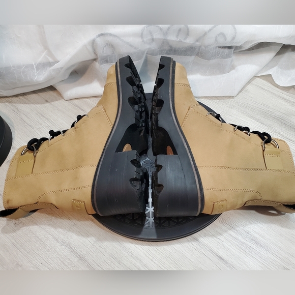 Sorel Women's Joan Now Camel Waterproof Leather Combat Boots Style WOMEN SIZE 10 - Picture 9 of 14